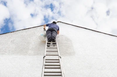 Peinture extérieure à la Madeleine-Villefrouin — façades et ravalement